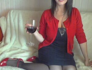 AnalBabsi Porno Video: In eleganter Kleidung...